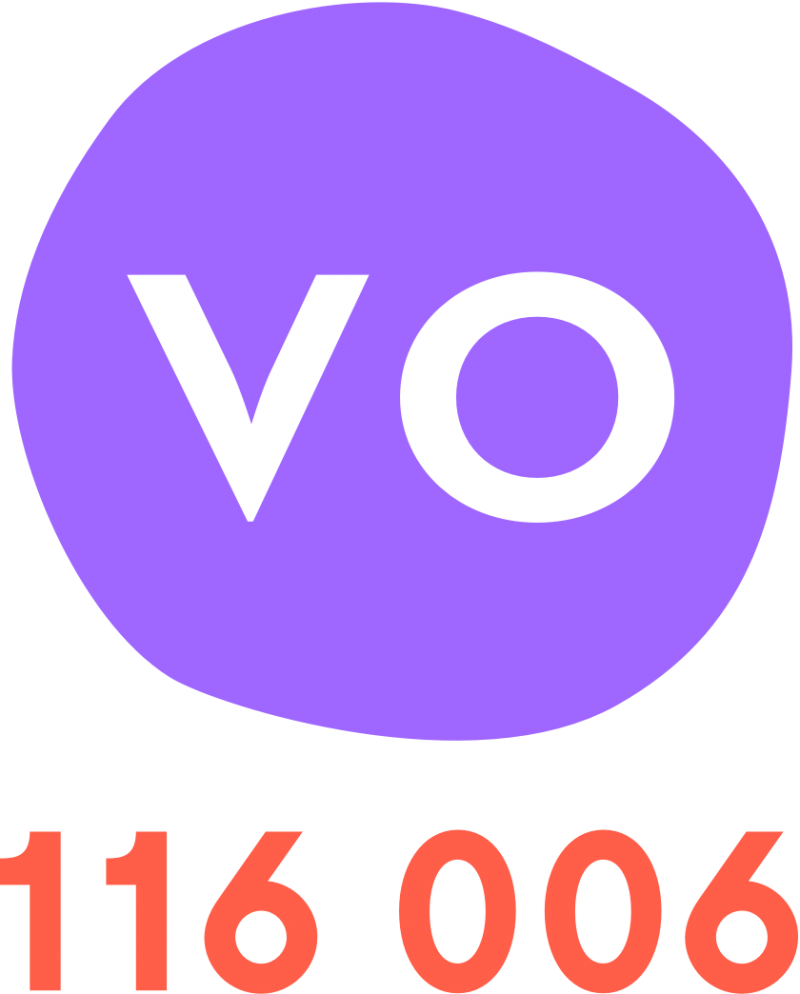 En hjelpelinje for deg som opplever vold eller overgrep i n&aelig;re relasjoner.